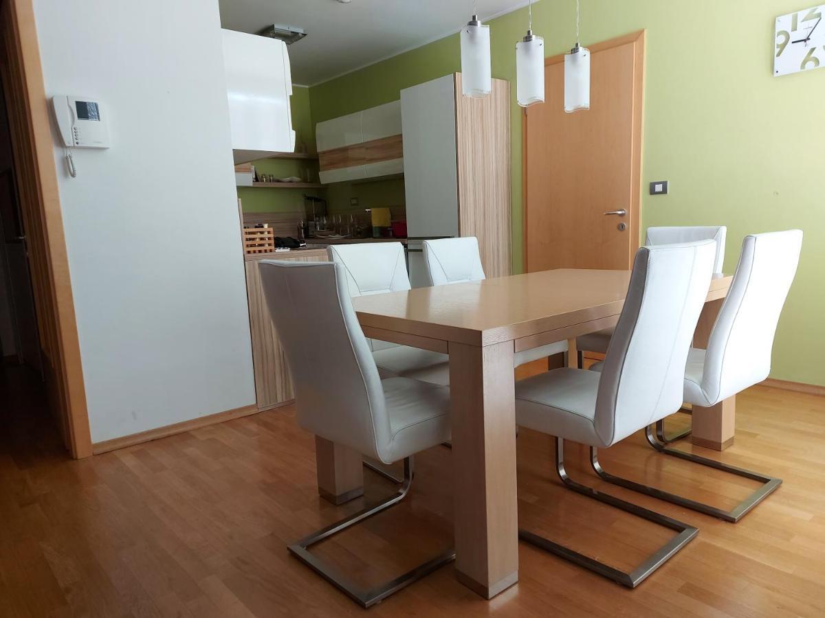 Apartma Klara Izola Esterno foto